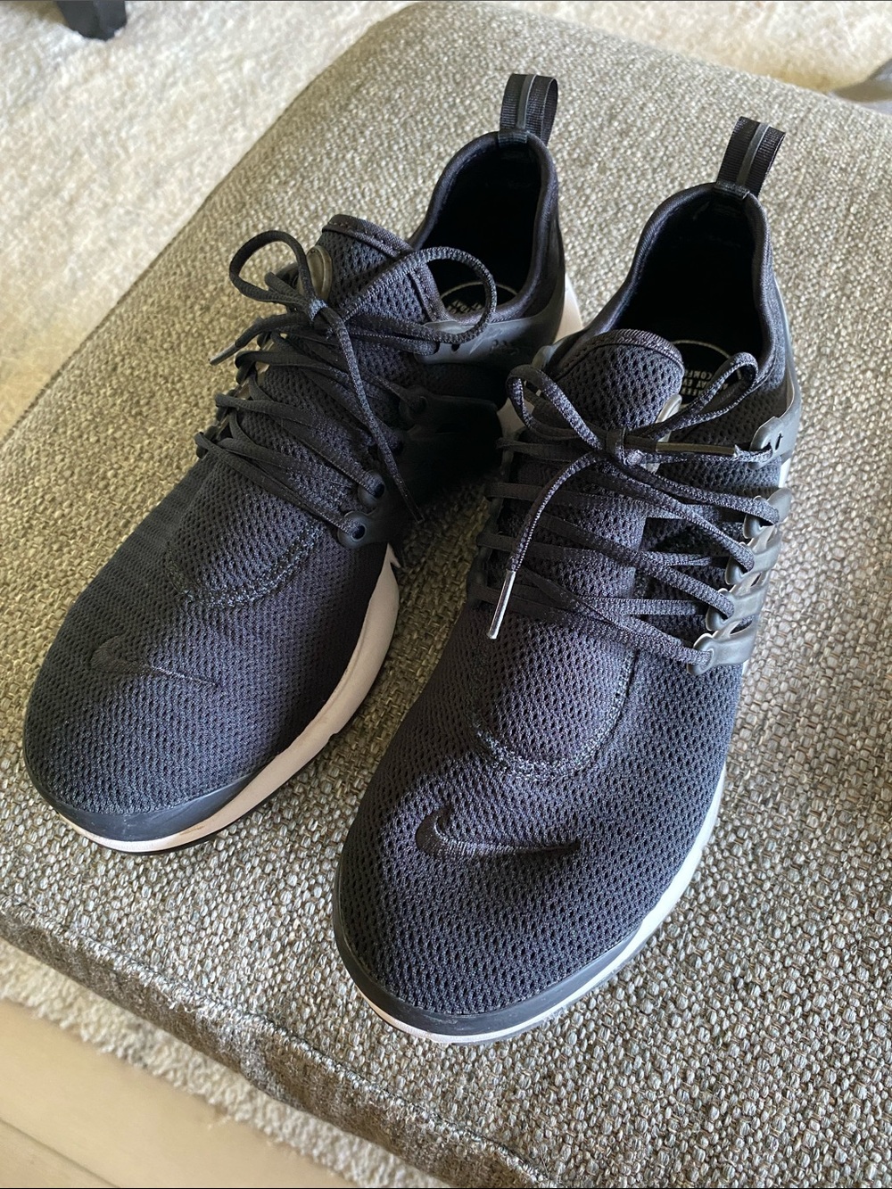 Nike Women’s Black Mesh Athletic Sneakers with White Midsole